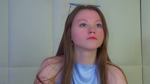 Snapshot of keiraace chatting on November 21, 2025, 6:28 pm Keira online show from November 21, 2025, 6:28 pm