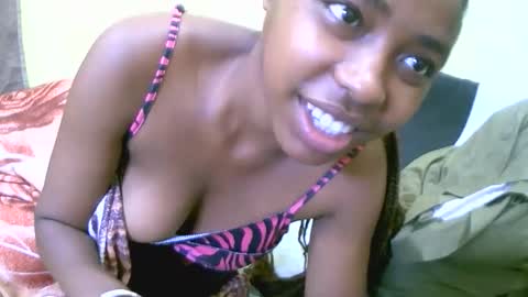 keisha759446 online show from November 21, 2025, 8:13 am