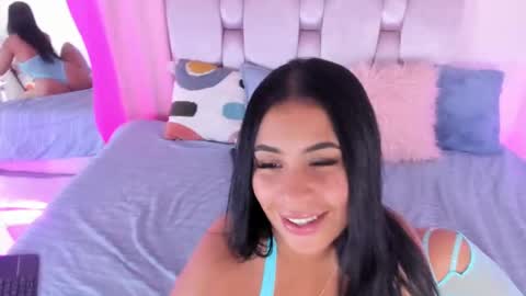 Snapshot of keisy_2 chatting on November 8, 2025, 6:51 pm Keisy online show from November 8, 2025, 6:51 pm