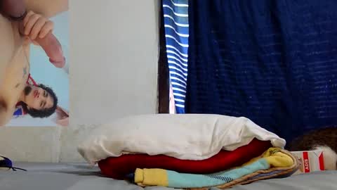 Snapshot of keivid_2303 chatting on January 5, 2025, 2:19 pm david online show from January 5, 2025, 2:19 pm