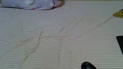 Snapshot of keleni1 chatting on December 4, 2025, 2:37 pm keleni1 online show from December 4, 2025, 2:37 pm