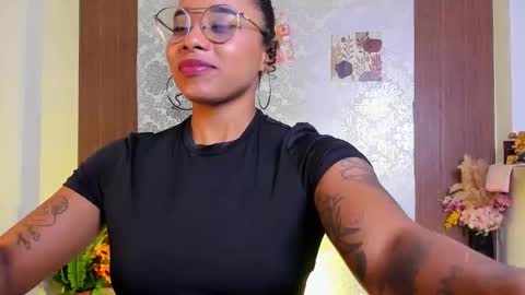 kelly__thomson online show from November 15, 2025, 11:21 pm