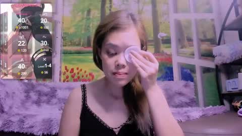 Snapshot of kelly_baby2005 chatting on December 3, 2025, 4:42 am Kelly online show from December 3, 2025, 4:42 am