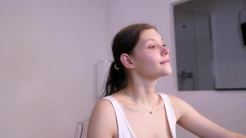  KELLY  online show from January 9, 2025, 5:33 pm