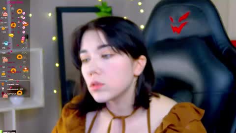 Snapshot of kelly_fooxx chatting on December 4, 2025, 10:02 am Kelly online show from December 4, 2025, 10:02 am