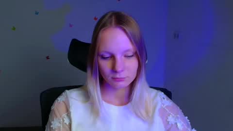 Snapshot of kelly_lly chatting on September 29, 2025, 11:37 am Kelly online show from September 29, 2025, 11:37 am