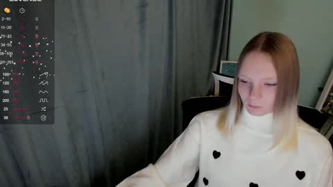 Snapshot of kelly_lly chatting on October 18, 2025, 6:48 am Kelly online show from October 18, 2025, 6:48 am