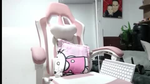 Snapshot of kellyandkataleya chatting on September 19, 2025, 8:27 am kelly kata Lovense is on PVT ALWAYS OPEN online show from September 19, 2025, 8:27 am