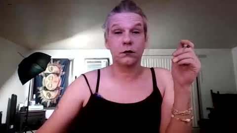 Snapshot of kellyjames420 chatting on December 19, 2025, 4:41 am Kelly James online show from December 19, 2025, 4:41 am