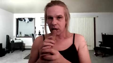 Snapshot of kellyjames420 chatting on December 20, 2025, 3:02 am Kelly James online show from December 20, 2025, 3:02 am