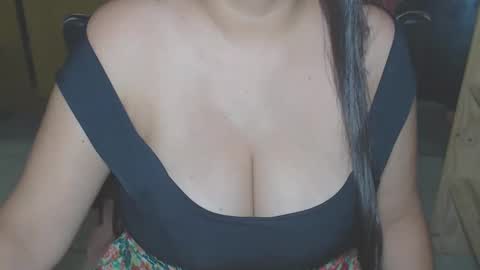 Snapshot of kellyshowpv chatting on February 11, 2025, 2:14 am Kellyshow online show from February 11, 2025, 2:14 am