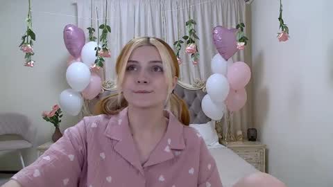 Kelly Stoneys online show from February 19, 2025, 4:01 am