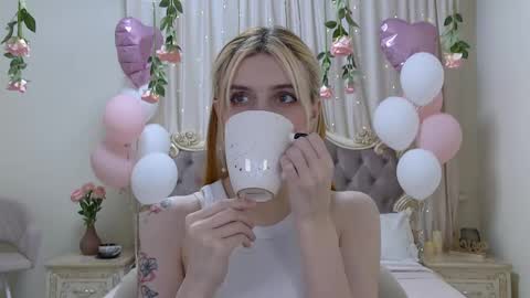 Kelly Stoneys online show from March 7, 2025, 12:01 pm