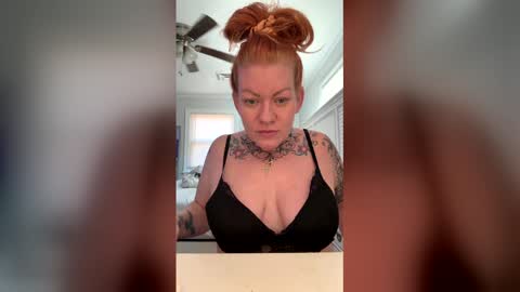 kelzblowswoods online show from December 22, 2025, 3:53 pm