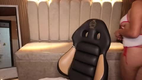 kendall_rossii_ online show from November 27, 2025, 3:19 am