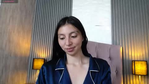 kendall_saenz online show from March 3, 2025, 10:42 pm