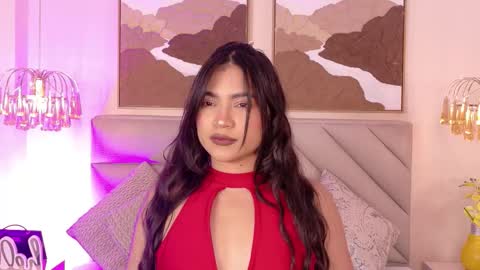 Kendal online show from November 22, 2025, 2:32 am