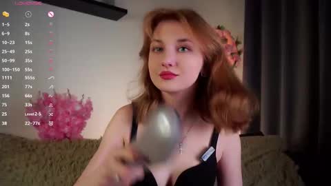 Snapshot of kendrabarby chatting on October 3, 2025, 10:45 am Eva online show from October 3, 2025, 10:45 am