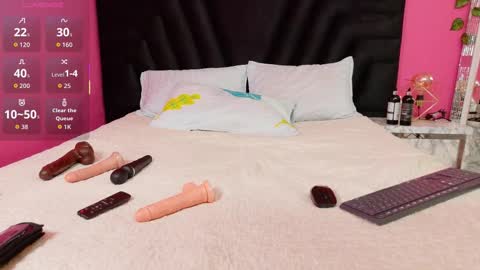 Snapshot of kendrafoster1 chatting on November 18, 2025, 2:28 am Kendra Foster online show from November 18, 2025, 2:28 am