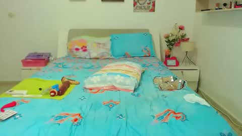 kendralove online show from December 17, 2024, 4:34 am