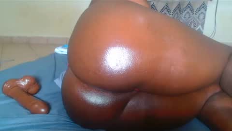 Snapshot of kenna_ass chatting on December 10, 2024, 12:50 am Kenia online show from December 10, 2024, 12:50 am