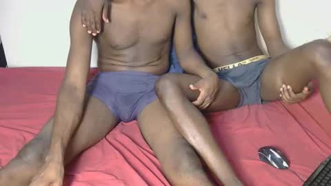 Snapshot of kenna_ass chatting on September 28, 2025, 1:11 am Kenia online show from September 28, 2025, 1:11 am