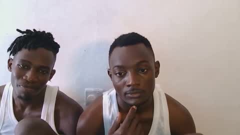 Snapshot of kenna_ass chatting on October 16, 2025, 10:27 am Kenia online show from October 16, 2025, 10:27 am