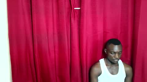 Snapshot of kenna_ass chatting on November 21, 2025, 6:39 pm Kenia online show from November 21, 2025, 6:39 pm