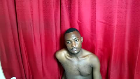 Snapshot of kenna_ass chatting on November 25, 2025, 6:13 am Kenia online show from November 25, 2025, 6:13 am