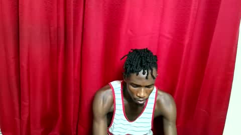 Snapshot of kenna_ass chatting on December 3, 2025, 10:35 am Kenia online show from December 3, 2025, 10:35 am