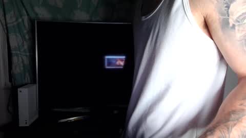 Snapshot of kennerfox77 chatting on December 7, 2024, 8:22 am Kennfox777 online show from December 7, 2024, 8:22 am