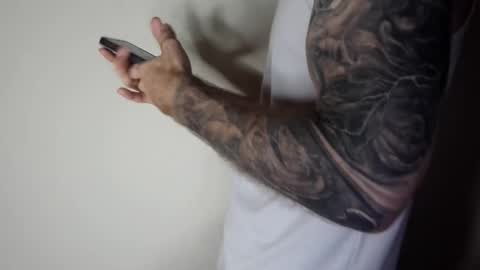 Snapshot of kennerfox77 chatting on February 13, 2025, 11:26 pm Kennfox777 online show from February 13, 2025, 11:26 pm