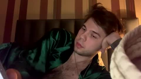 Bennet Shark online show from February 1, 2025, 7:02 pm