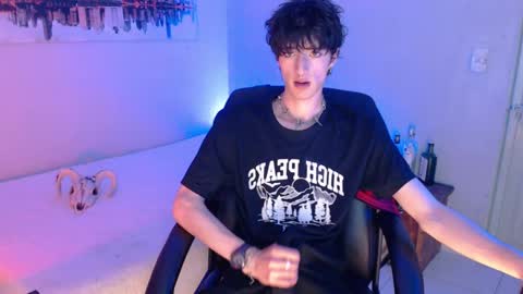 Snapshot of kenny__hot chatting on January 27, 2025, 4:11 pm kenny online show from January 27, 2025, 4:11 pm