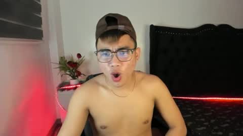 Snapshot of kenthebigcockxx chatting on October 12, 2025, 4:55 am kenji online show from October 12, 2025, 4:55 am