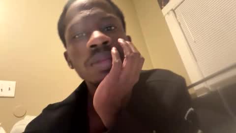 Snapshot of keonuw261682 chatting on December 15, 2025, 8:29 am keonuw261682 online show from December 15, 2025, 8:29 am