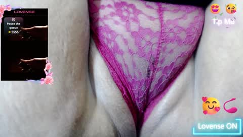 Snapshot of kerly_doll chatting on January 6, 2025, 4:23 pm K E R L Y online show from January 6, 2025, 4:23 pm