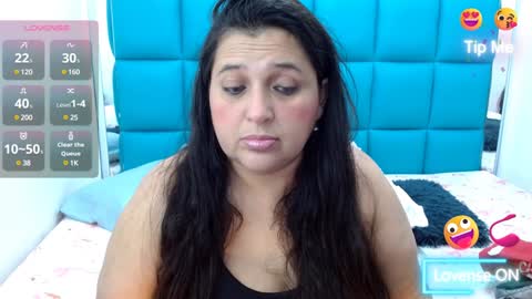 Snapshot of kerly_doll chatting on February 1, 2025, 7:02 pm K E R L Y online show from February 1, 2025, 7:02 pm