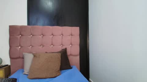 KERLY online show from September 17, 2025, 3:03 pm