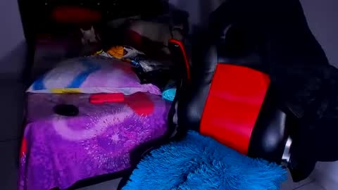 Snapshot of kerlysmith24 chatting on January 28, 2025, 6:39 pm Kerlysmith24 online show from January 28, 2025, 6:39 pm