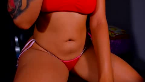 Snapshot of kerlysmith24 chatting on February 14, 2025, 7:12 pm Kerlysmith24 online show from February 14, 2025, 7:12 pm