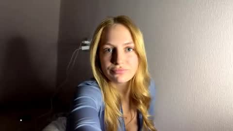 Snapshot of kerryrusell chatting on October 24, 2025, 11:06 am Elizabeth online show from October 24, 2025, 11:06 am