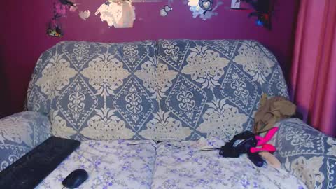 kersxxx online show from February 10, 2025, 10:20 am