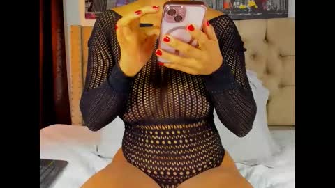 Snapshot of keryhillson chatting on January 16, 2025, 12:20 pm Kery Hillson online show from January 16, 2025, 12:20 pm