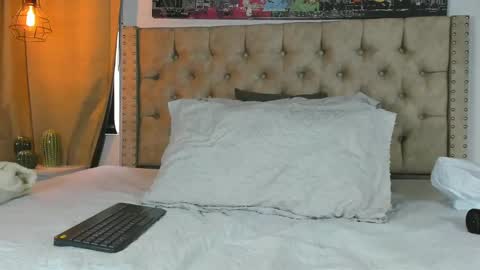 Snapshot of keryhillson chatting on February 12, 2025, 12:12 pm Kery Hillson online show from February 12, 2025, 12:12 pm