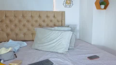 Snapshot of keryhillson chatting on October 22, 2025, 11:54 am Kery Hillson online show from October 22, 2025, 11:54 am