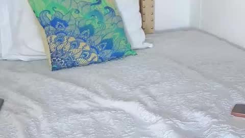 Snapshot of keryhillson chatting on October 28, 2025, 12:09 pm Kery Hillson online show from October 28, 2025, 12:09 pm