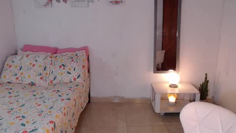 Mia  online show from January 30, 2025, 9:25 pm