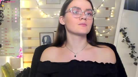 Ketrin online show from November 23, 2025, 8:08 pm