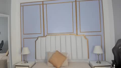 Snapshot of ketty_89 chatting on October 25, 2025, 7:19 pm Kety online show from October 25, 2025, 7:19 pm